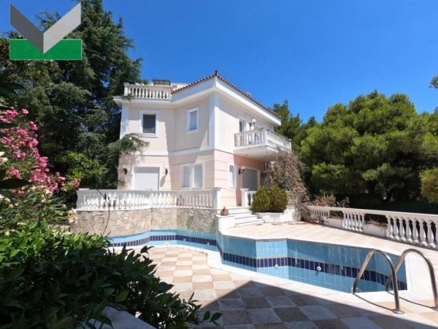 (For Sale) Residential Detached house || East Attica/Thrakomakedones - 640 Sq.m, 6 Bedrooms, 1.000.000€ 